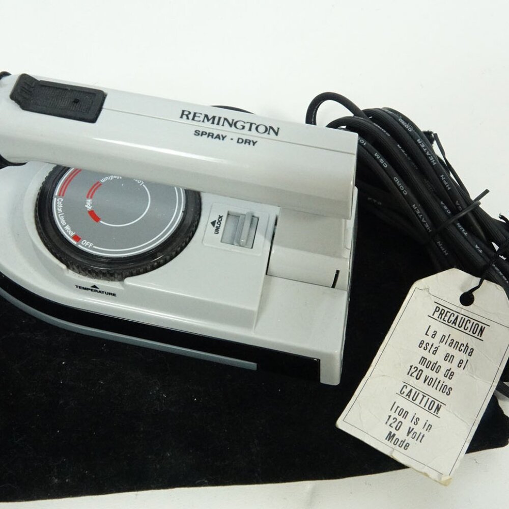 Remington T1-9 Steam Spray Dry Fold Up Travel Iron Dual Voltage + Carry Bag Iron